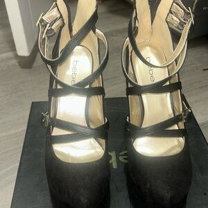 Black wedge stiletto